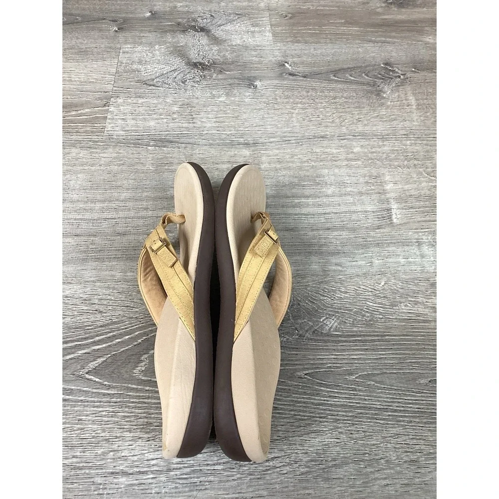 Vionic Patty Yellow Flip Flop Sandals Womens Size 11 TVW5409